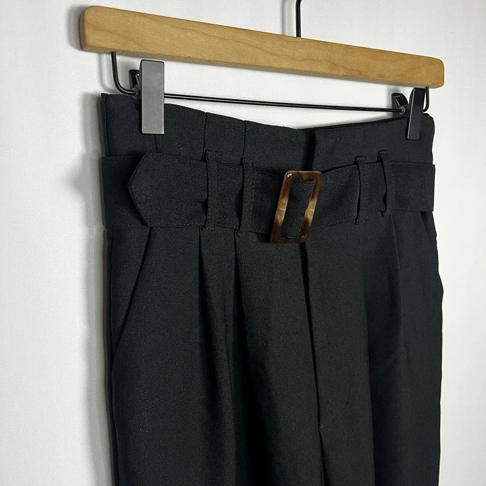 Streetwear Society pleated minimalist